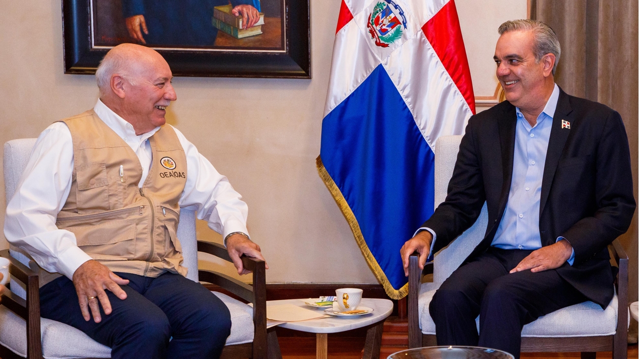 Misión de OEA se reúne con Abinader